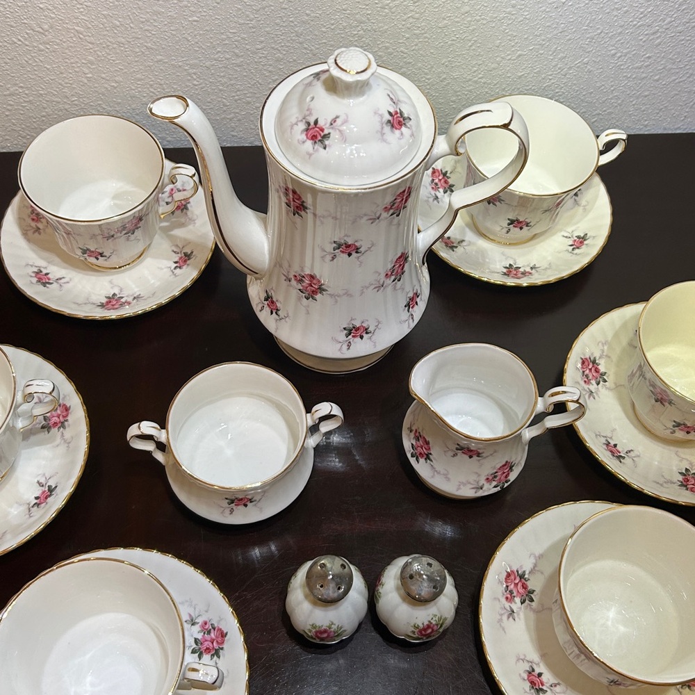 Vintage Princess House by Hammersley Windsor Rose fine bone china tea/coffee set - Picture 4 of 15